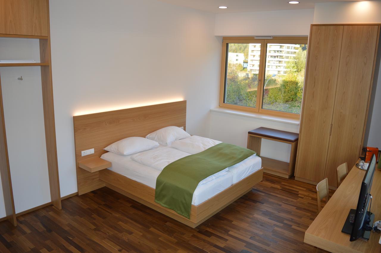 Business Motel เฟลด์เคียร์ช ภายนอก รูปภาพ