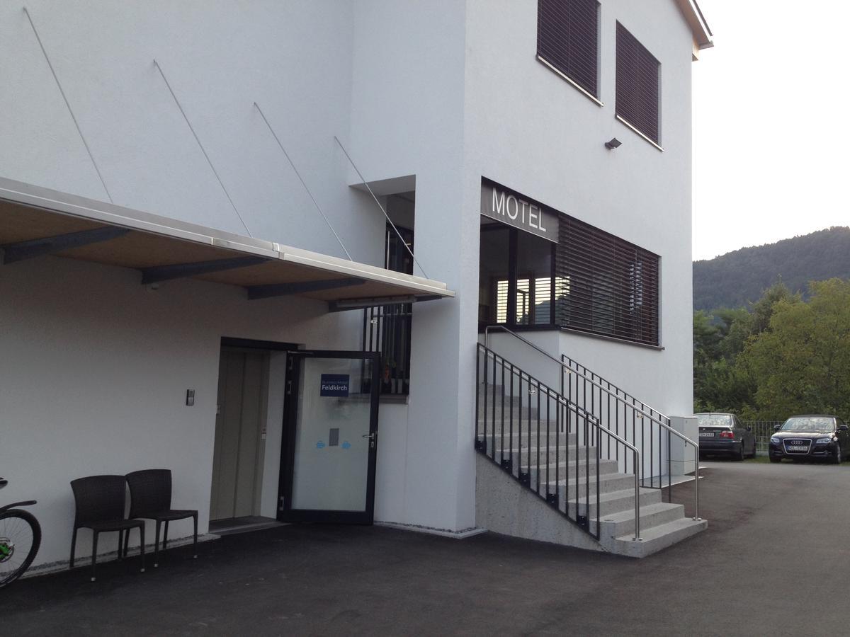 Business Motel เฟลด์เคียร์ช ภายนอก รูปภาพ